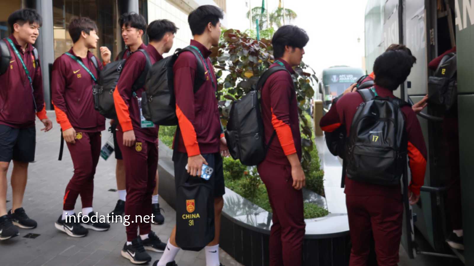 BET365体育行业洞察:保持自信!韩乔生|亚军已是突破 找到中国足球自己的道路任重道远