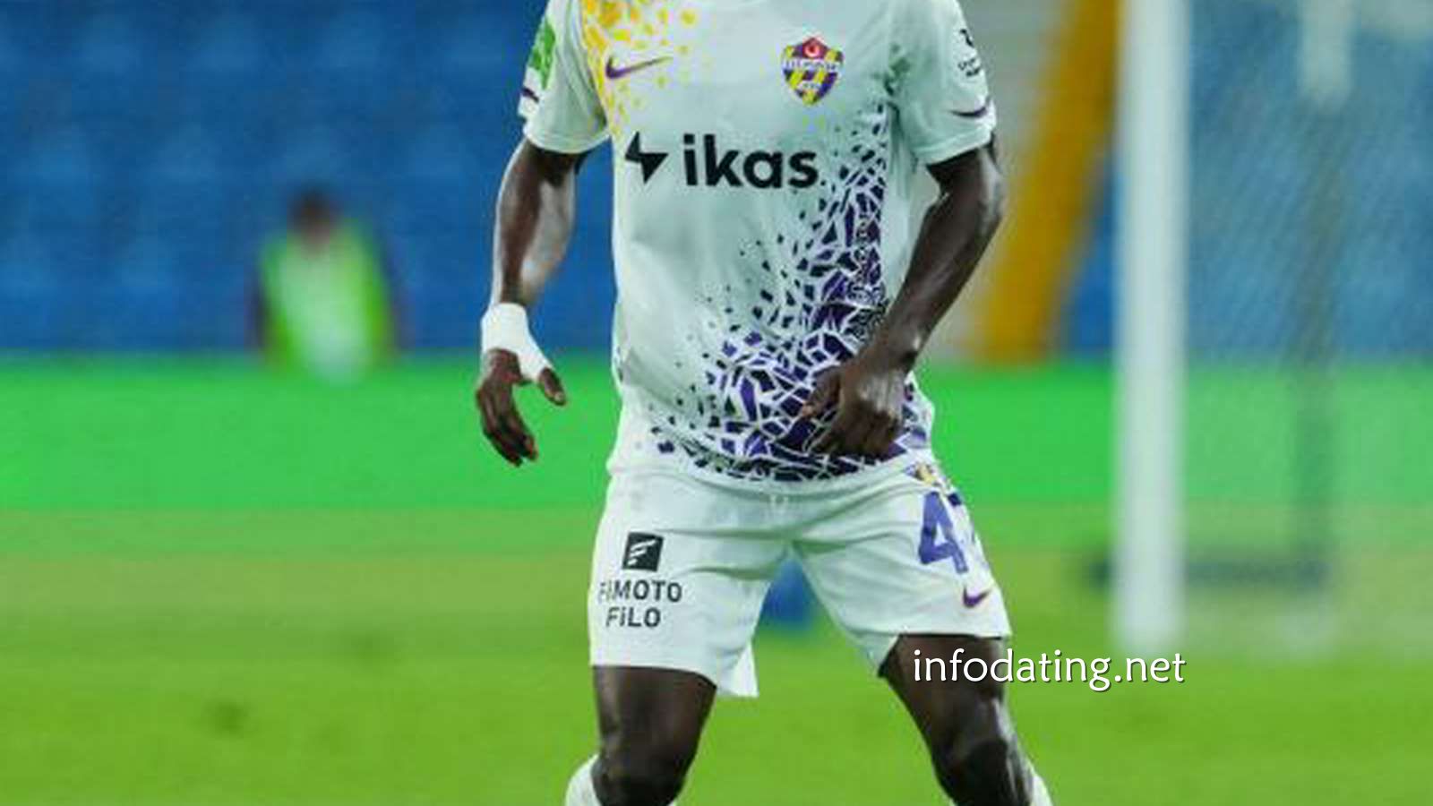 BET365体育行业洞察:海港压哨补枪瞄准土超快马? 或提前用满6外援名额